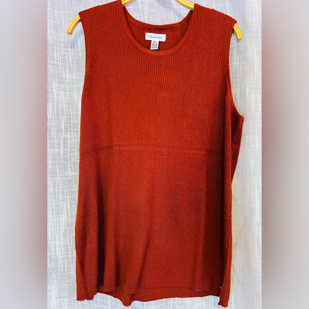 Calvin Klein Amber Crewneck Top